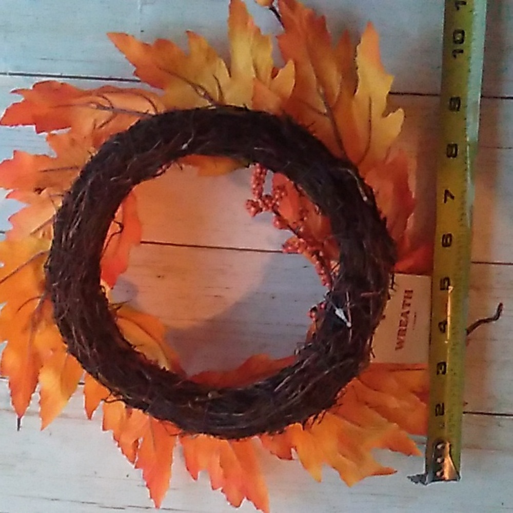 Fall leaves Floral Autumn Thanksgiving Wreath - Picture 3 of 3